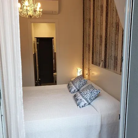Residenza Azzurra 3* カットーリカ
